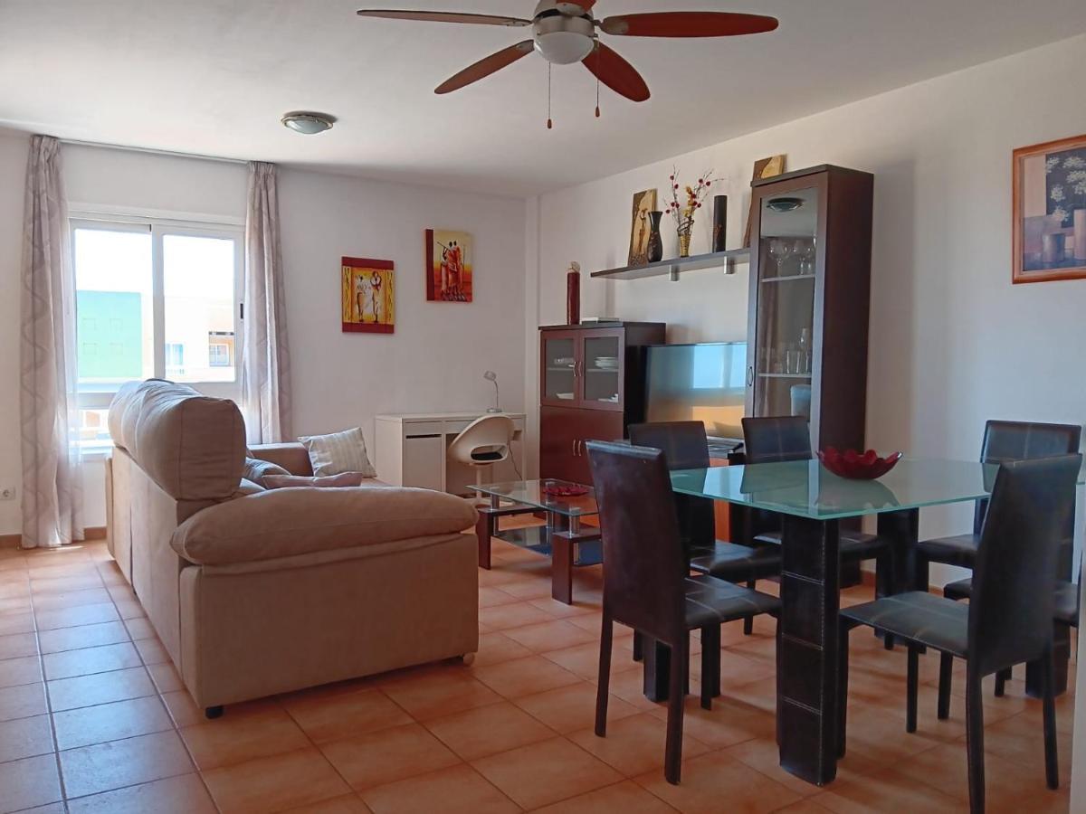 Brisas Fuerteventura: Optic Fiber,solarium,bbq Appartement Corralejo