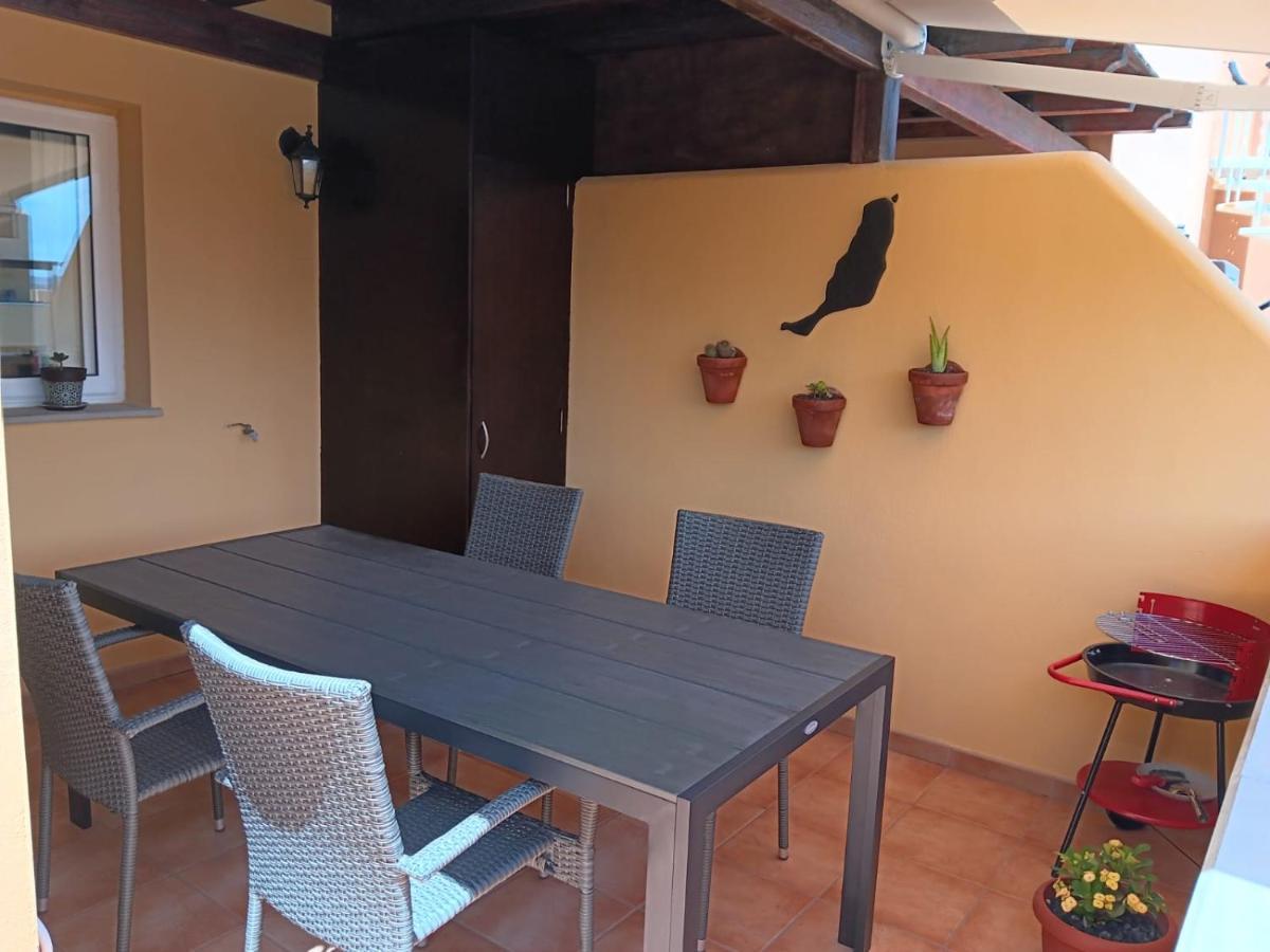 Appartement Brisas Fuerteventura: Optic Fiber,solarium,bbq