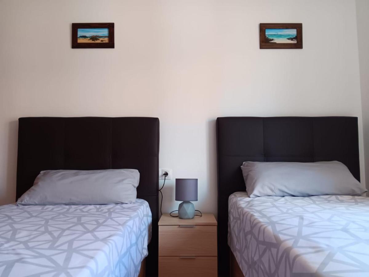 Appartement Brisas Fuerteventura: Optic Fiber,solarium,bbq Corralejo